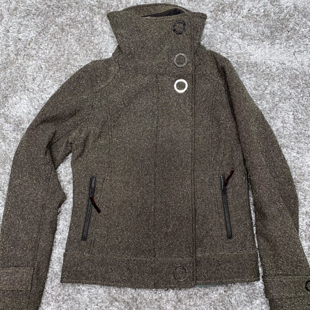 LULULEMON BOMBER JACKET